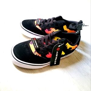 NWTs airwalk big boy shoes. Sz 6